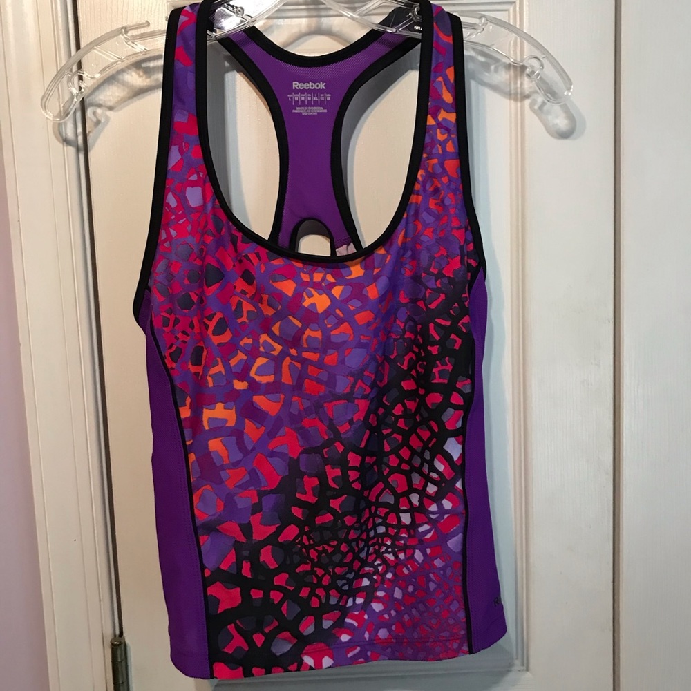 SOLD‼️Reebok Women’s Athletic Tank Top Shelf Bra